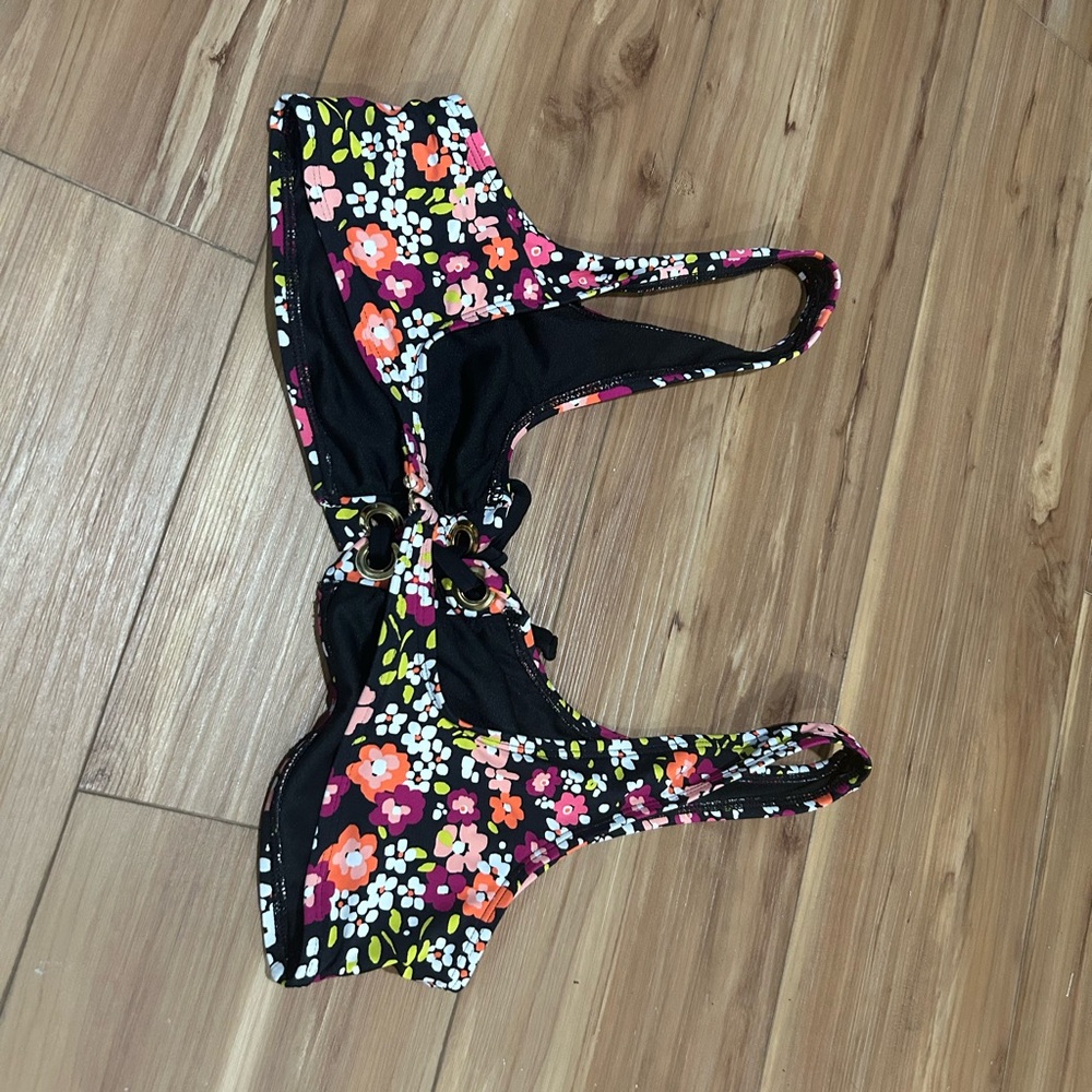 Cole of California Floral Lace Front Underwire Bikini Top Size XL - Picture 2 of 4